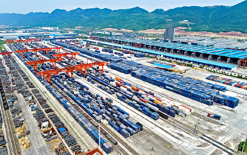 一季度中欧班列开行和发送货物同比分别增长29%、22%